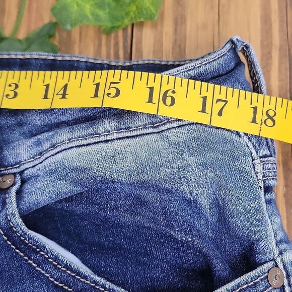 KanCan. Indigo Denim Shorts. Size 16W. EUC - Picture 7 of 9